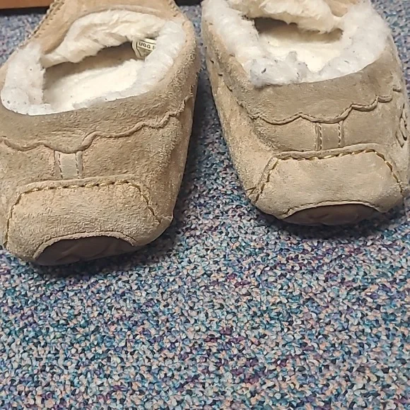 UGG Ansley Tan Suede Wool Moccasin Slippers - Picture 7 of 11